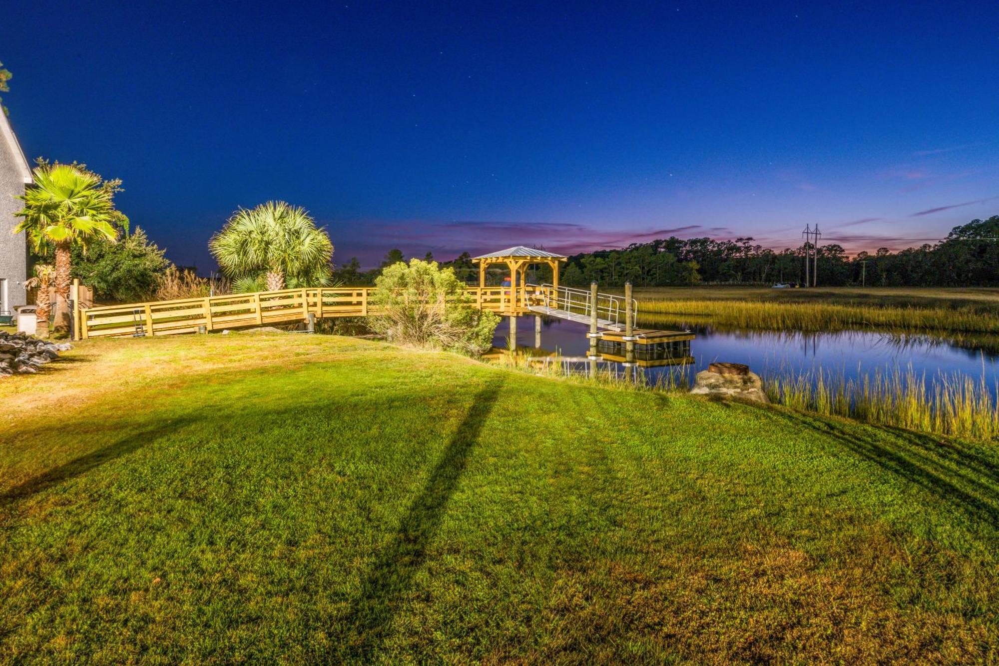 Charleston Creekside Inn Exterior photo